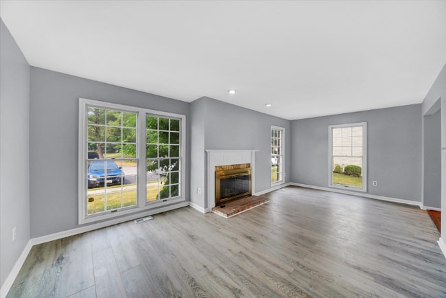 27 Preakness Ct