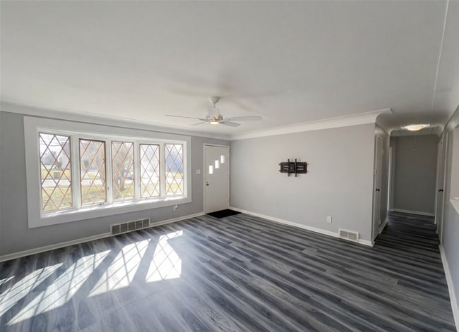 Photo - 18715 Libby Rd