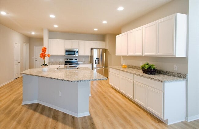 Photo - 108 Freedom Park Ave