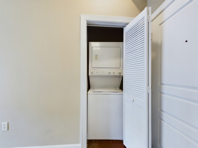 Photo - Southgate Towers Apartments