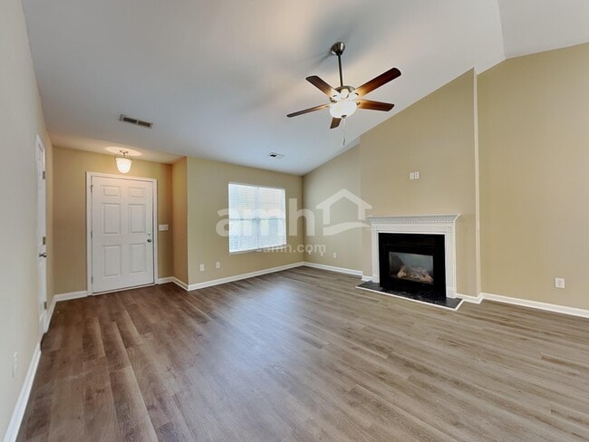 Photo - 1860 Oakhurst Park Ln