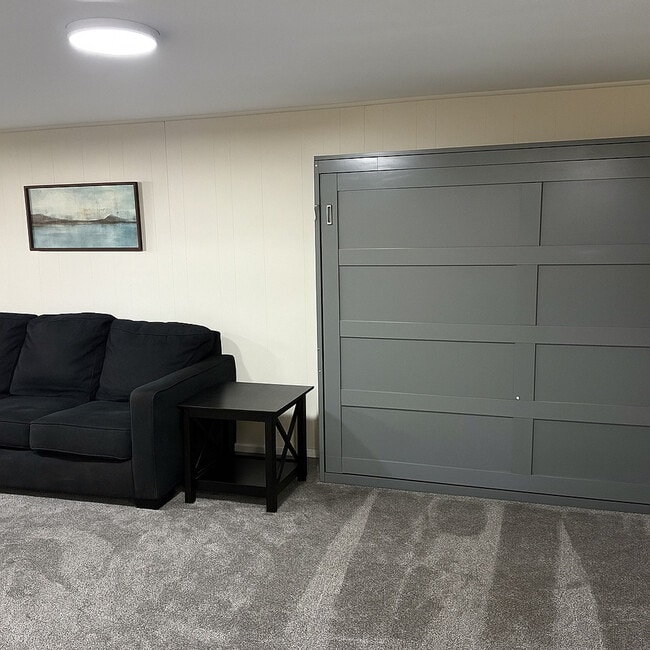 Building Photo - 190 Country Club Dr Unit ID1328968P