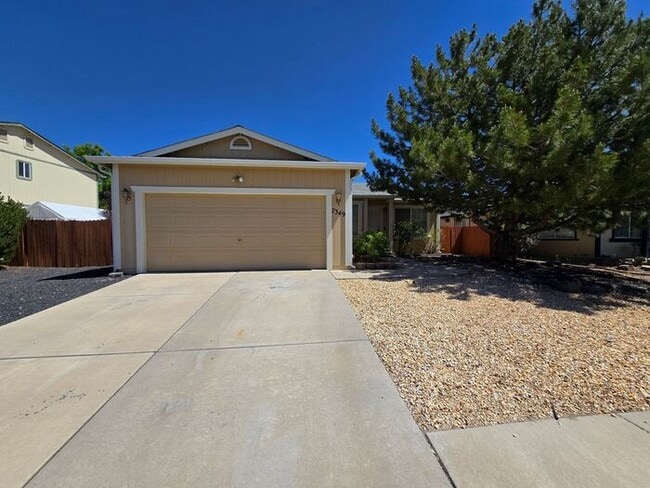 Charming 3 Bedroom, 2 Bath Home with Large... - Charming 3 Bedroom, 2 Bath Home with Large...