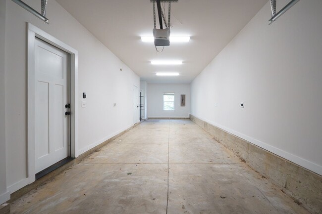 Photo - 608 Old Dominion Dr