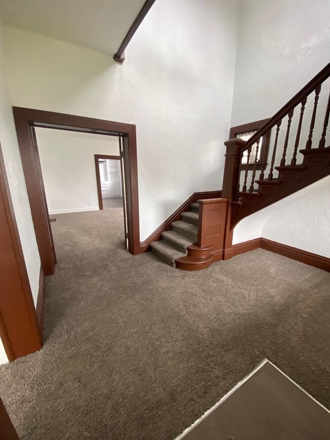 807 E Mission Ave Unit 807