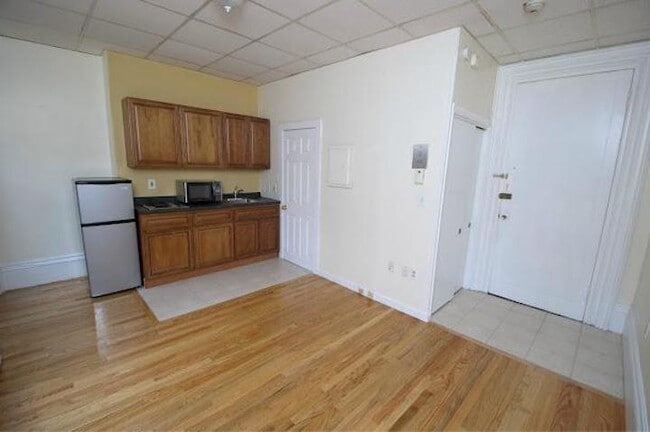 Photo - 70 Pinckney St