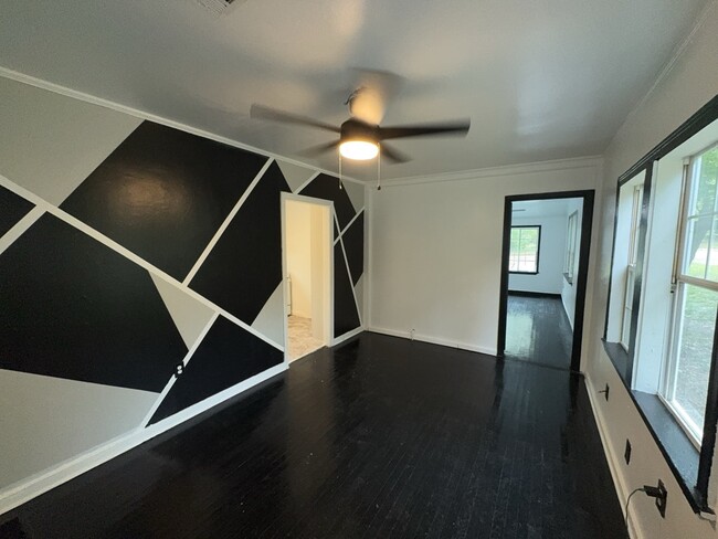 Building Photo - 2951 Downing St