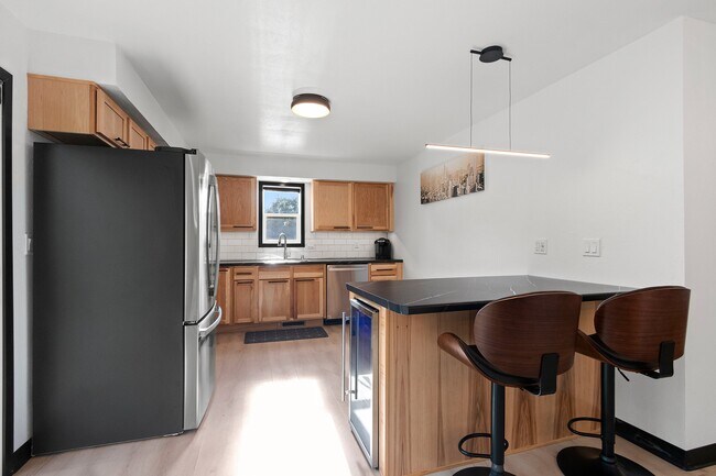 Photo - 2804 W Spencer St