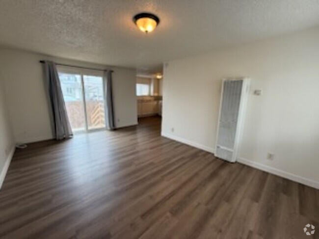 Building Photo - Pin509 Unit C Rental