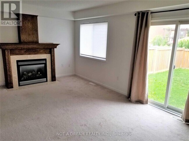 Photo - 1388 Hunter St