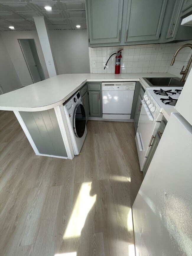 308 Benefit St