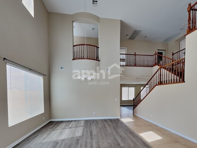 Photo - 627 Blue Snow River Ct