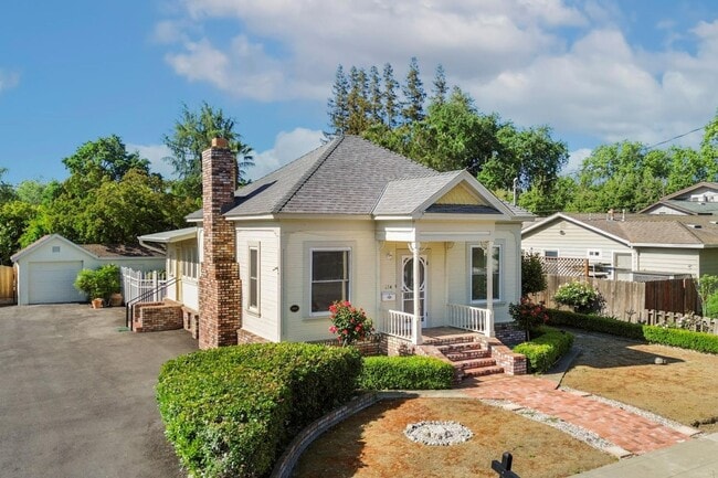 Photo - 214 Pendegast St Unit 214 Pendegast Street