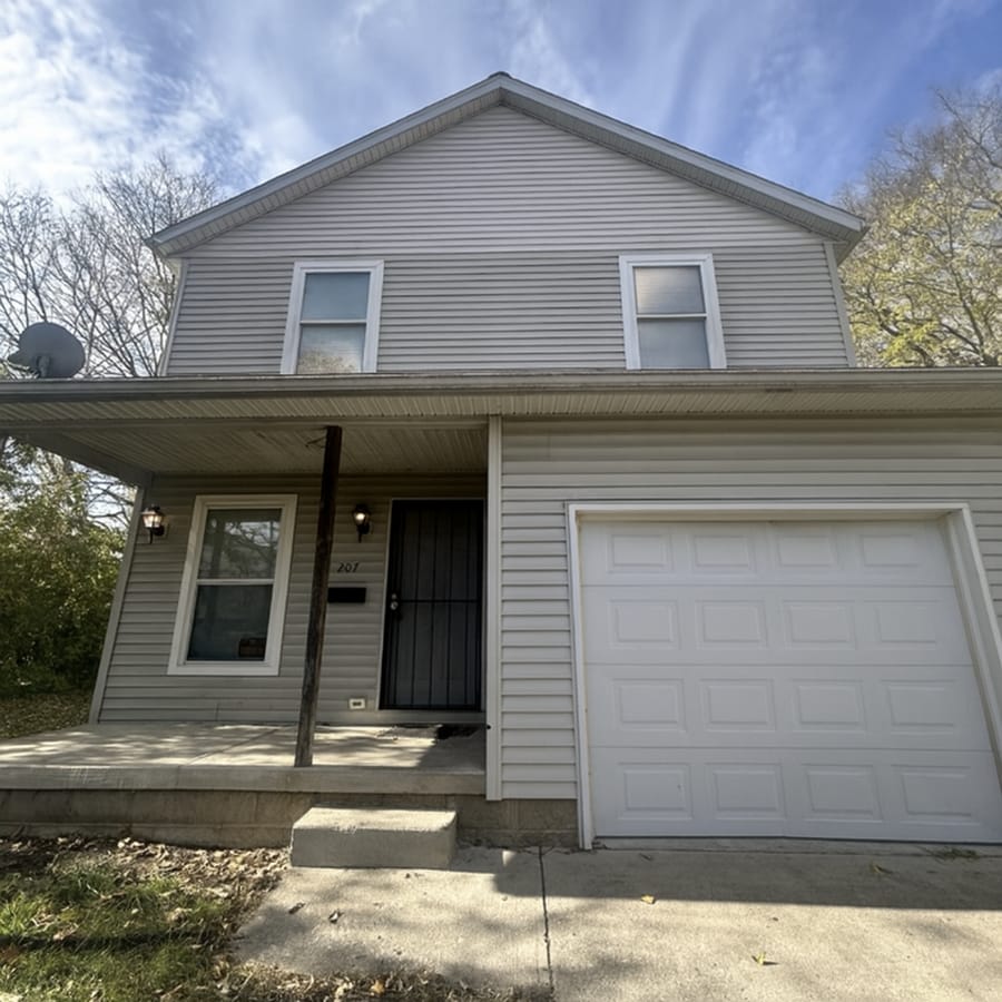 For Rent - Four-Bedroom Two-Bathroom Home Available in February! - For Rent - Four-Bedroom Two-Bathroom Home Available in February!