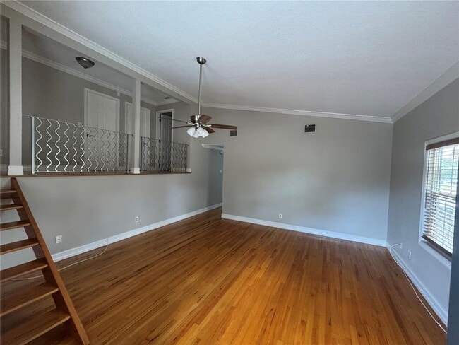 Photo - 8601 Rue Chateaux Dr