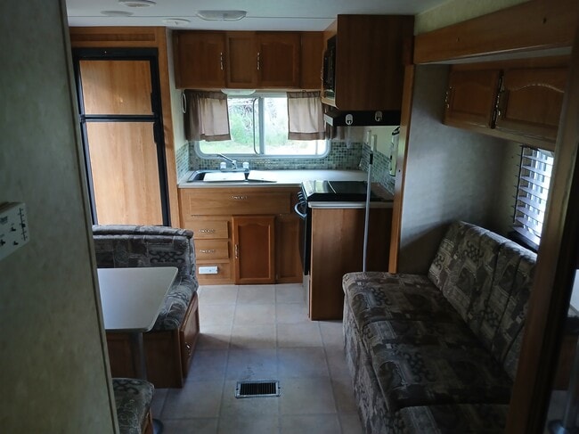 Photo - 161 Carpenters Ln