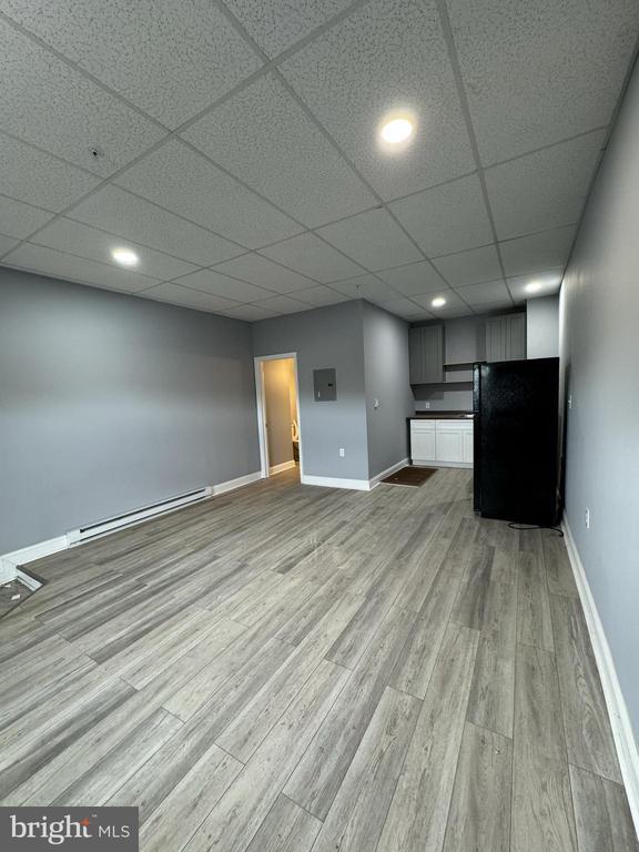 Building Photo - 15 S Church Ln Unit 1A Rental