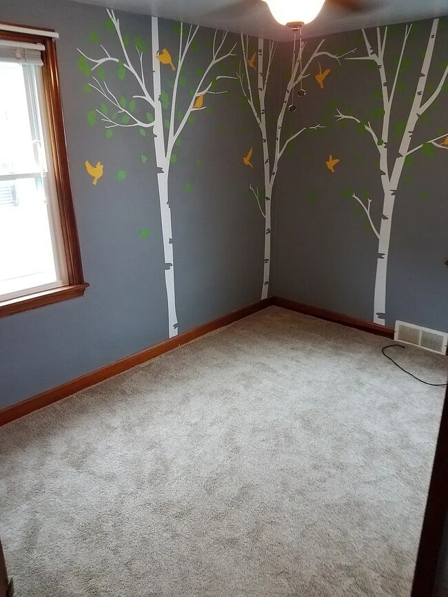 Photo - Centrally Located 2 Bed 1 Bath in Appleton