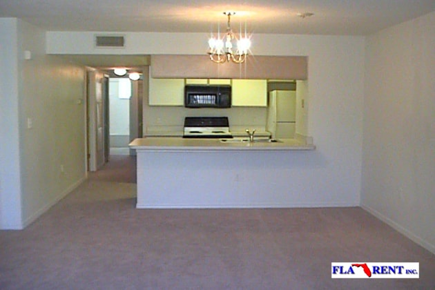 8722 Rain Forest Pl