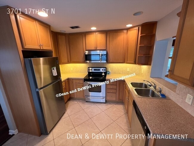 Photo - 3701 17th St N