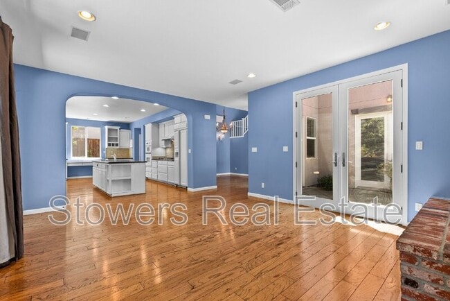 Photo - 1108 Bellingham Square