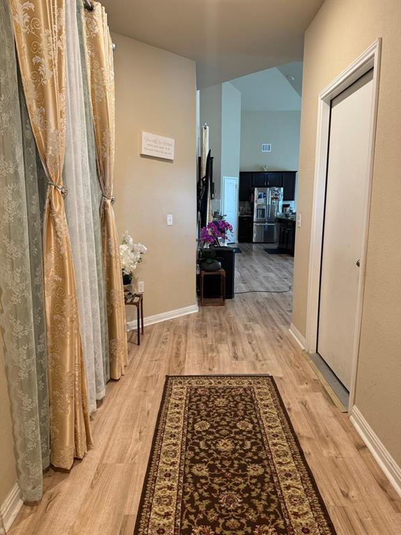 Photo - 113 Queen Anne Dr