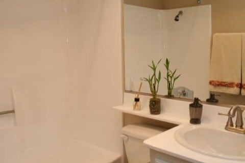 Photo - 105 Northgate Cir