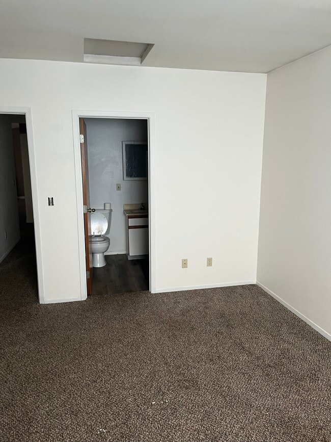 Photo - 9002 E Frederick Ave
