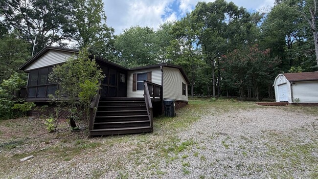 Photo - 3 Bedroom Home Now Available!