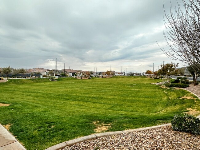 Photo - 2517 E Pelican Dr