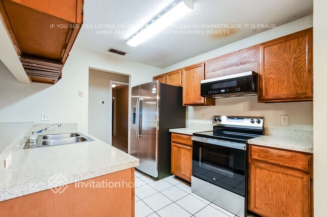 Photo - 5641 Westview Dr