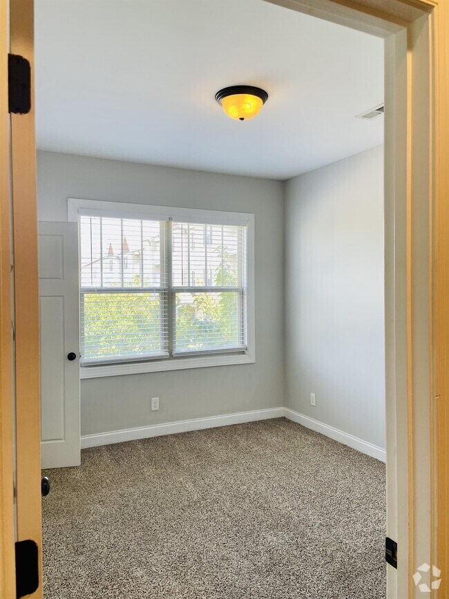 Building Photo - 120 Portico Street Rental