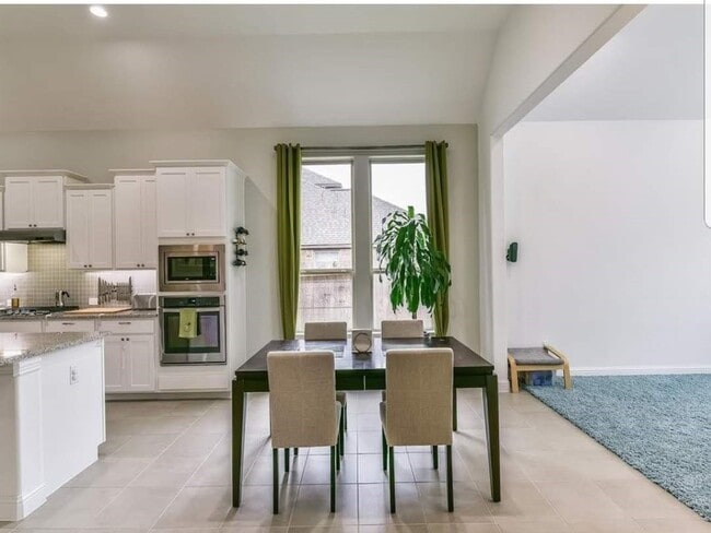 Photo - 13326 Lake Chesdin Rd