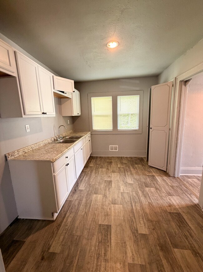 13225 Santa Rosa Dr