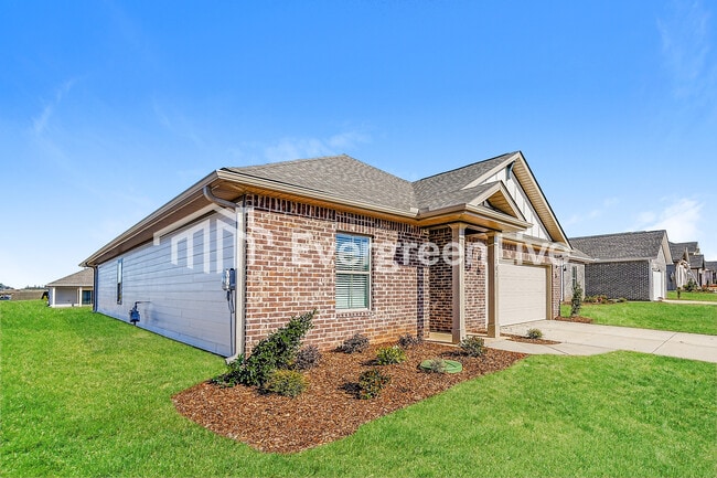 Photo - 202 Paca Ln