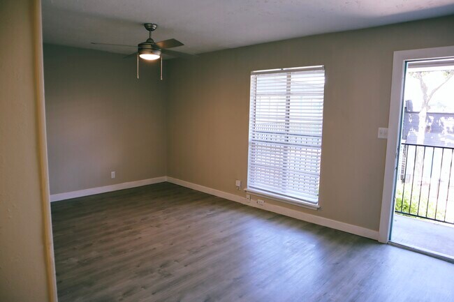 Photo - 04 Flats of Austin