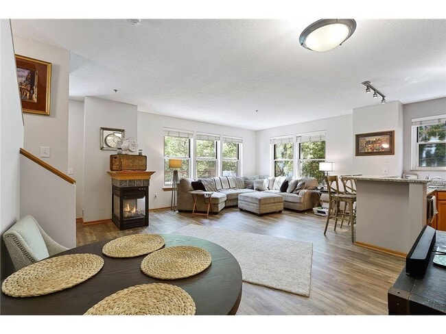 Photo - 660 N 2nd St Unit 116