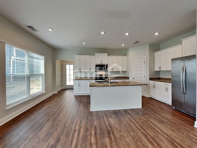 Photo - 5305 Tupelo St