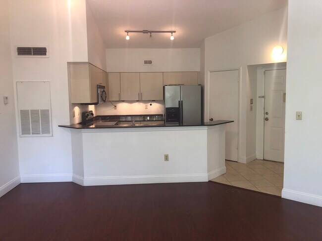 Photo - 2550 SW 18th Ter Unidad 16