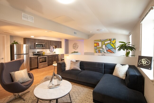 Photo - 891 Exchange