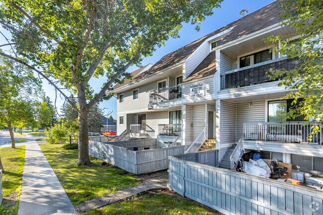 Photo - Deerwood Place