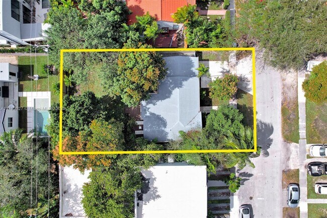 Photo - 742 NE 81st St