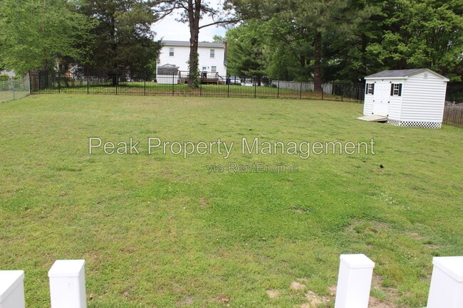 Photo - 6452 Lakeway Dr