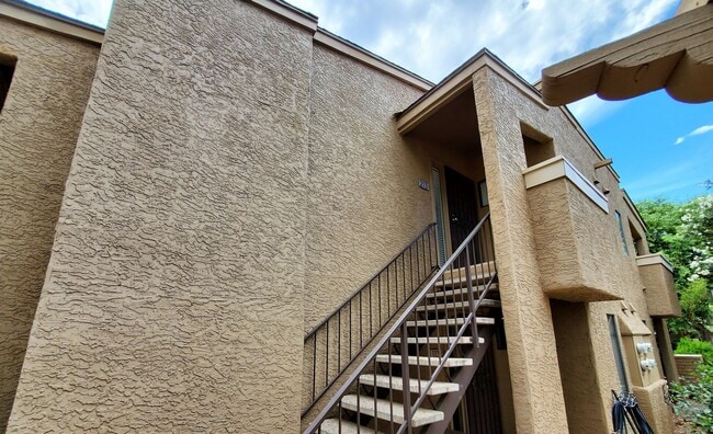 Photo - COMING SOON**MOVE IN SPECIAL***HALF OFF FIRST MONTHS RENT. UPSTAIRS 2 BEDROOM CONDO OVERLOOKING G...