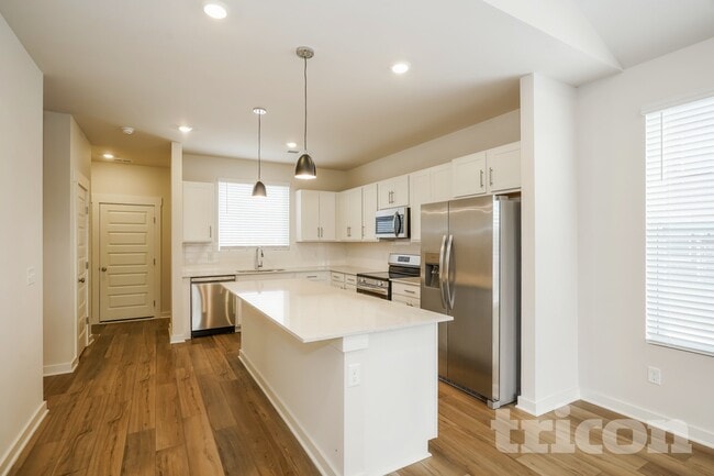 Photo - 6405 Lake Run Ct