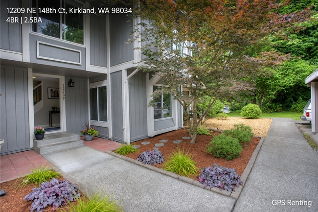 Building Photo - 12209 NE 148th Ct