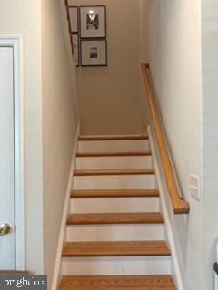 Photo - 332 Railroad Ave