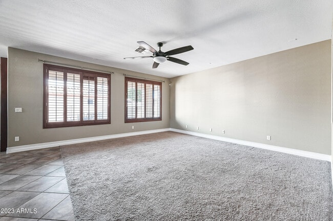 Photo - 11127 N 161st Ave