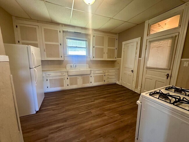 Photo - 205 Union St Unit Apt #02