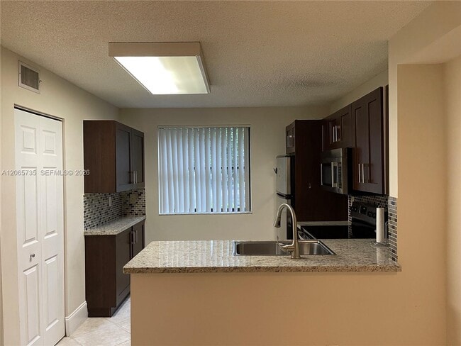 Photo - 10101 W Sunrise Blvd Unit 106